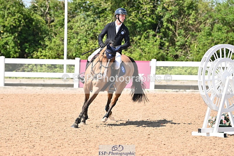 240509A-113129-01524 - Cls 2 Discovery and 1m Open