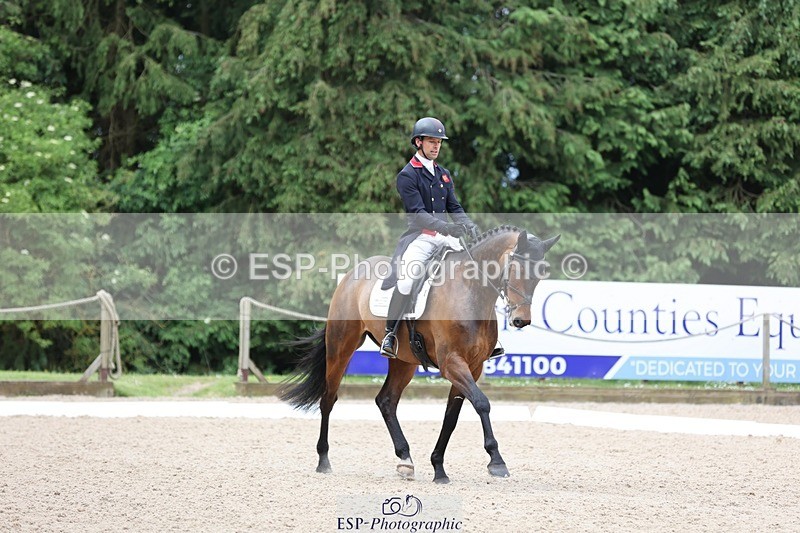 240524-101433-07338 - 260-WATERVALLEY_ROYAL_GUY-Harry_Meade