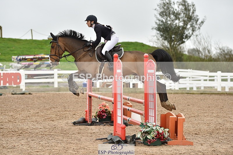 240405A-110844-00681 - Cls 8 British Novice and 90cm Open