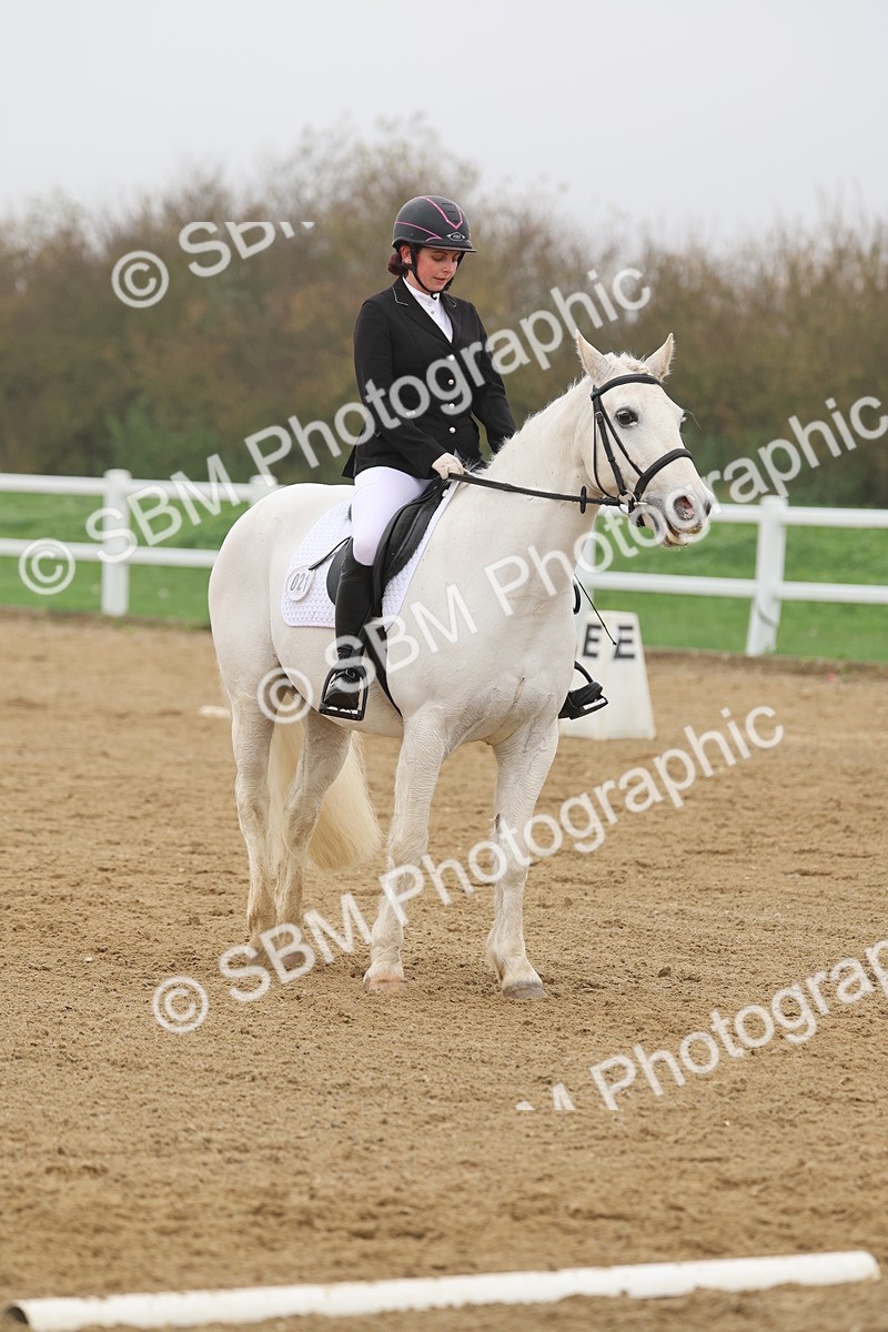 SBM_002071 - Class 5 - Novice 27