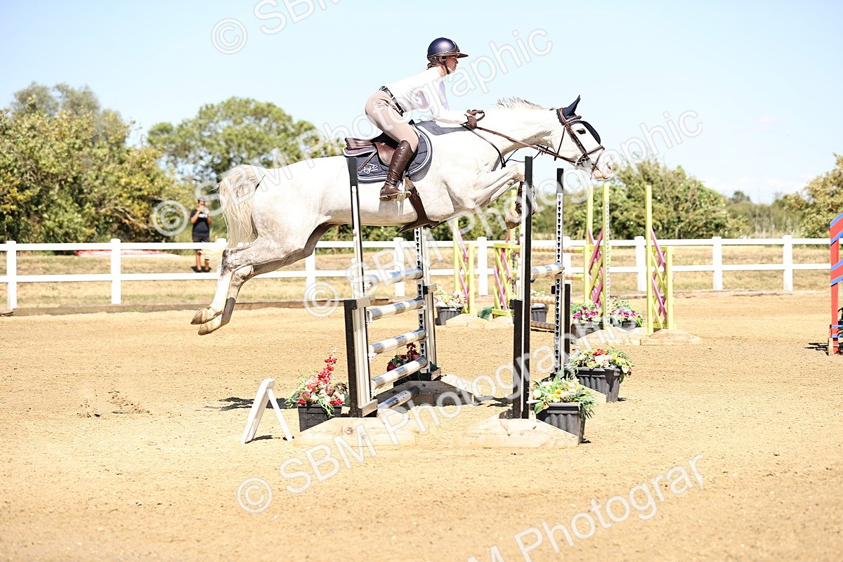 SBM_015053 - Class 16 - Senior foxhunter - 1.20m Open