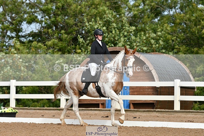 250906-100003-00537 - 090-Isabel.LawsonIn.the.pink