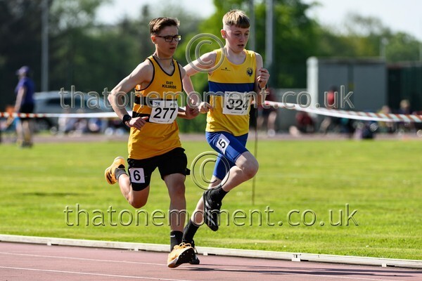 West25Sat-928605 - Track Male