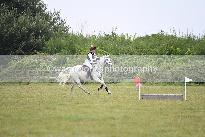 WJ6_3377 - 80cm XC Time 15:45 to 16:02