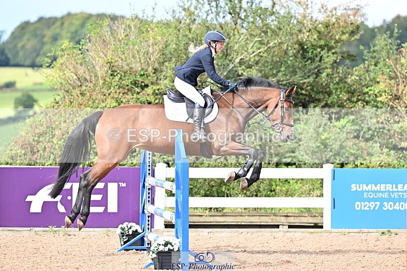 240912A-112528-01182 - Cls 9 Snr Discovery and 1m Open