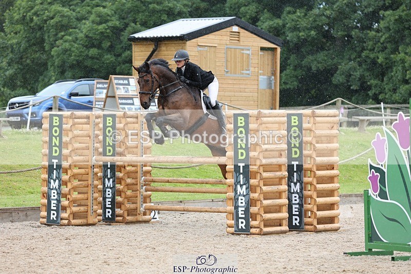 240615-132044-01632 - Cls 4 Snr Newcomers and 1.10m Open