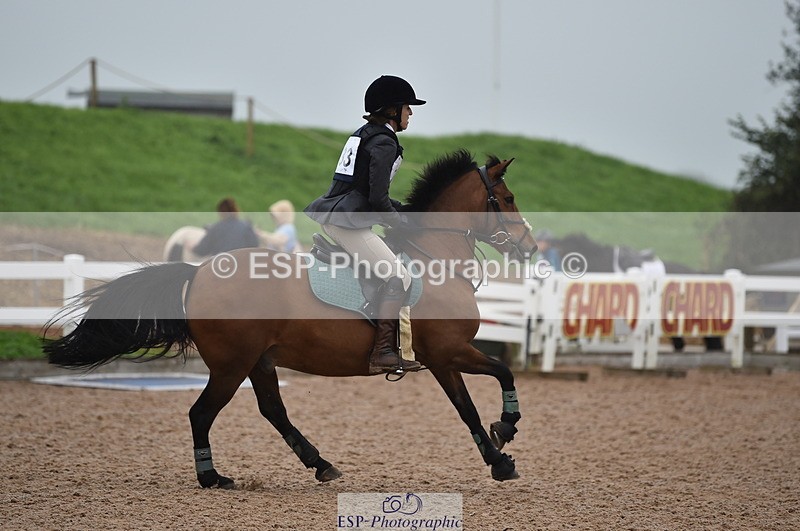 220829A-160920-00156 - 70cm Classes 3a 3b & 4