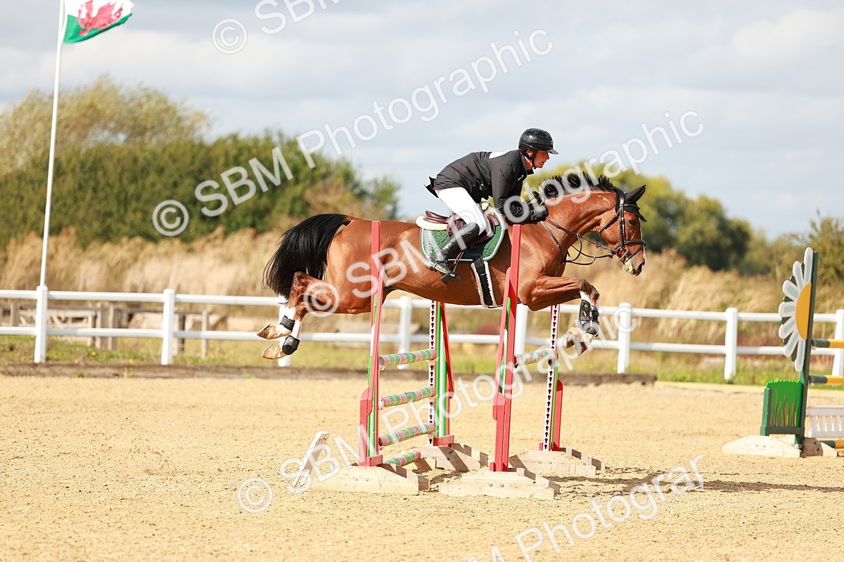 SBM_001236 - Class 4 - Senior Newcomers - 1.10m
