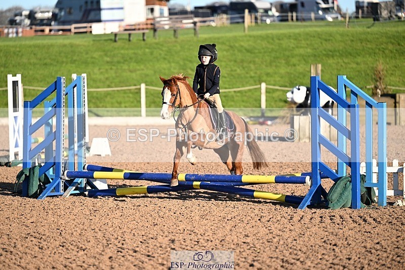 251130-101416-01318 - Cls 18 50cm Clear Round