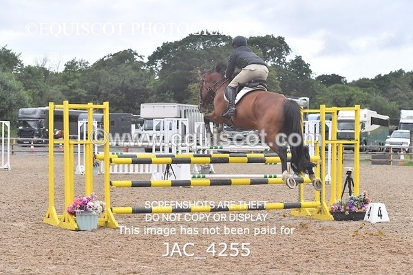 JAC_4255 - CLASS 6 Senior Newcomers/ 1.10m Open
