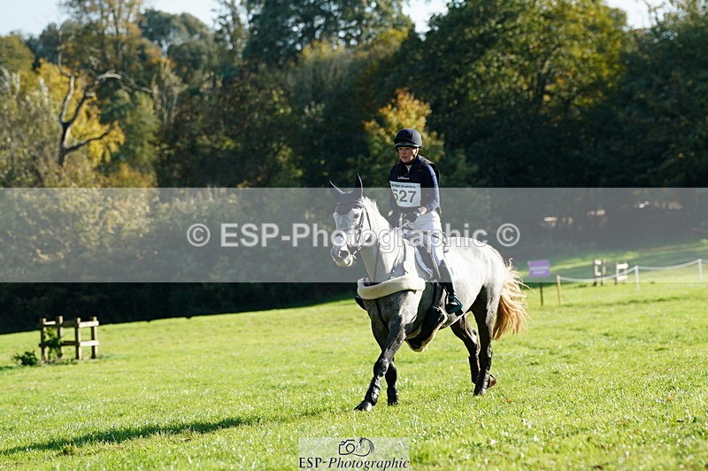 251025A-145120-21099 - G-527-Grace.Gillard