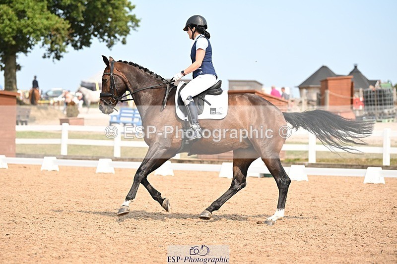 250816-141147-05036 - 052-Marcela.PomphreyLinkeltje.DE.J