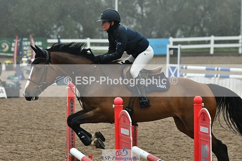 230506A-091712-05709 - Cls 25 British Novice & Open