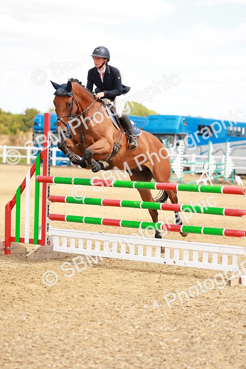 SBM_006566 - Class 4 - Senior British Newcomers - 1.10m