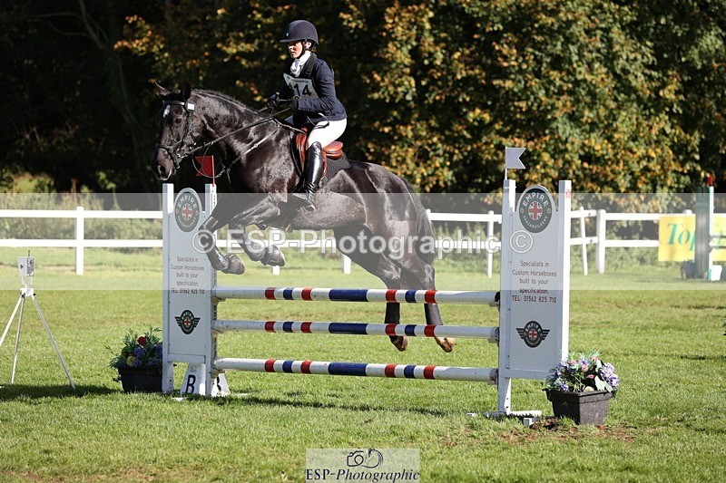 231022-125133-27384 - 414-LAMBORO.SPARKY-Lucy.Jowett-TrotUp+SJ
