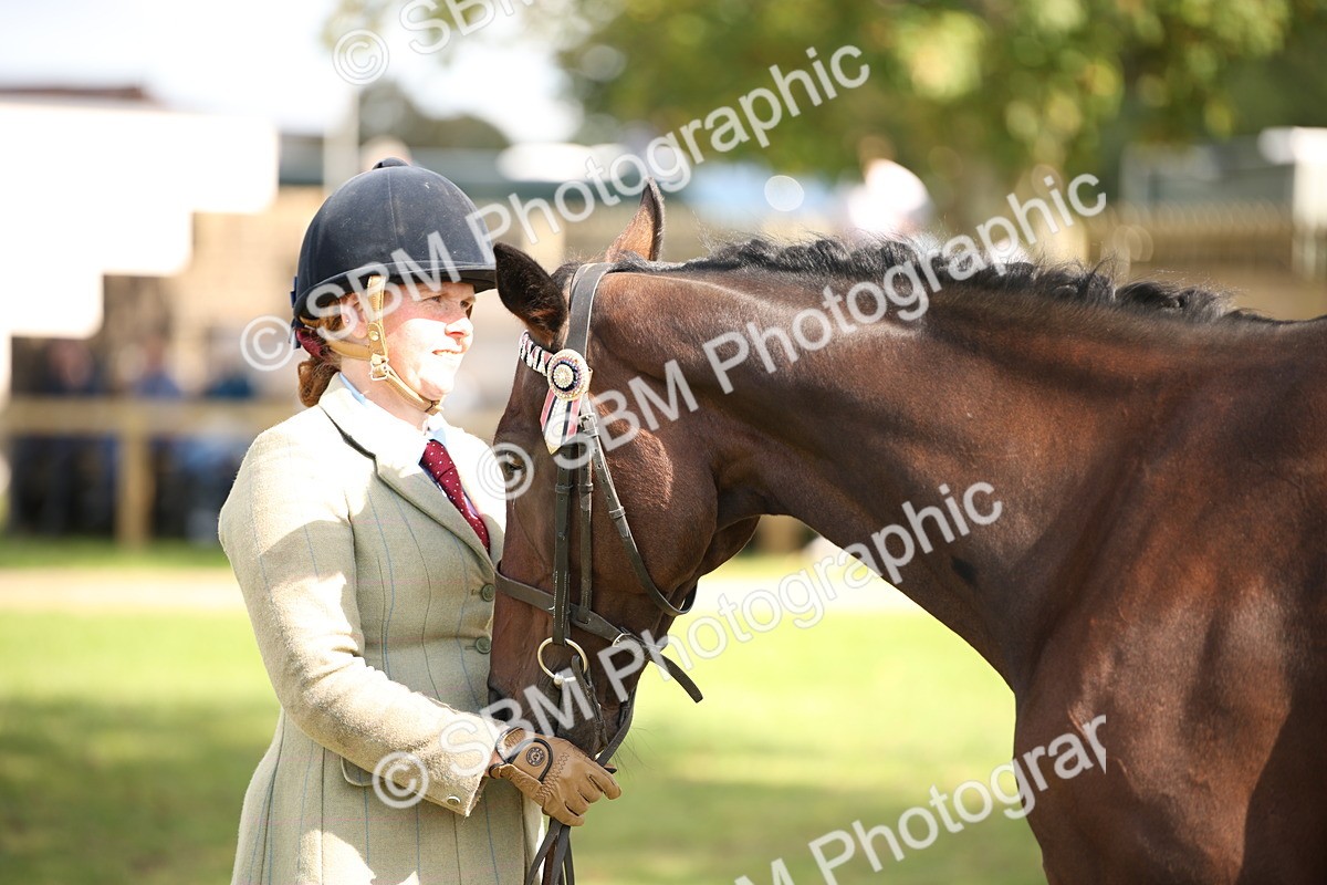 SBM_44426 - S24 - Young Veteran in hand