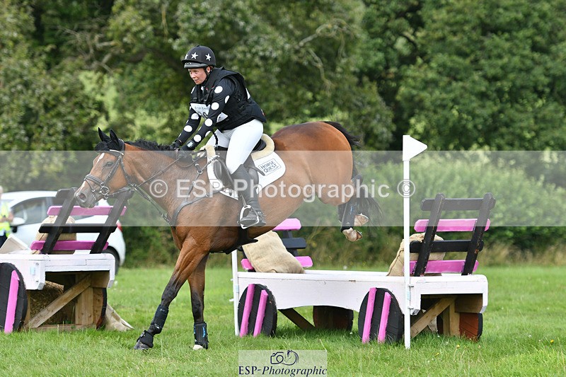 240804-152018-17608 - 602-Roxi_Foster-CABLE_MOUNTAIN