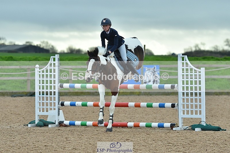 231119A-135924-06079 - Sun Cls 26 Springboard 128cm & 138cm