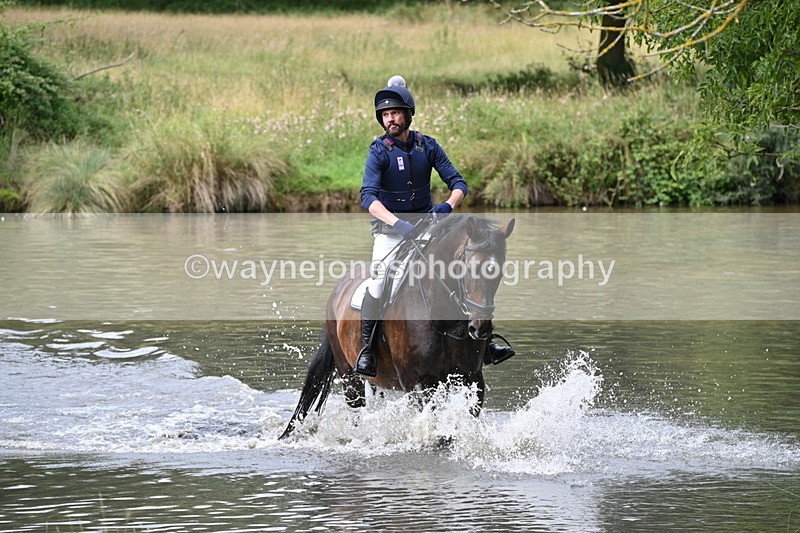 WJ7_2107 - Time at Water 11:14 to 11:36
