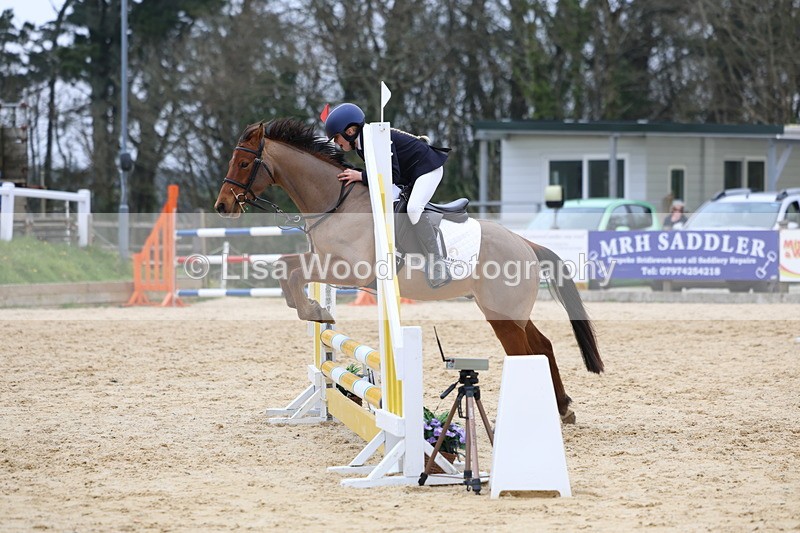 3E7A8021 - Class 10: Junior 60cm