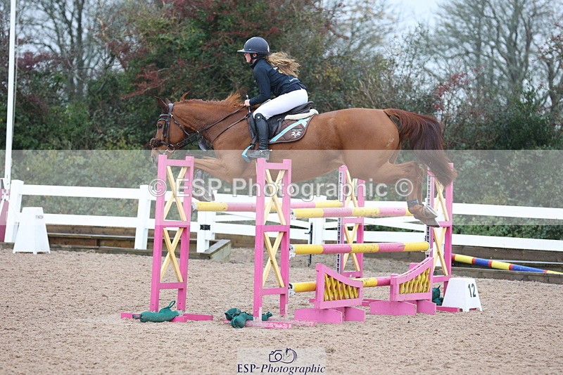 231112A-132943-04496 - Cls 20 Newcomers & 1.10m Open