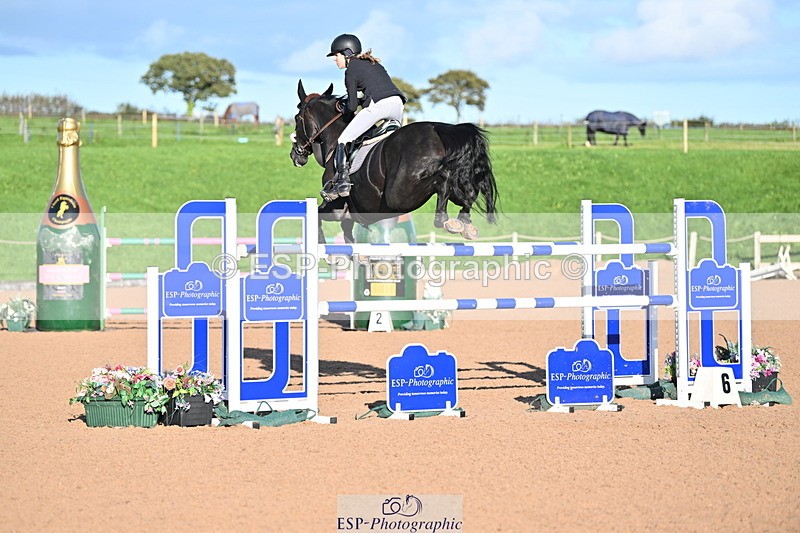 231014A-182230-06565 - Cls 21 National 1.30 & 1.40m Open