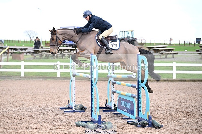 260128-145925-00742 - Snr Foxhunter 1.20m