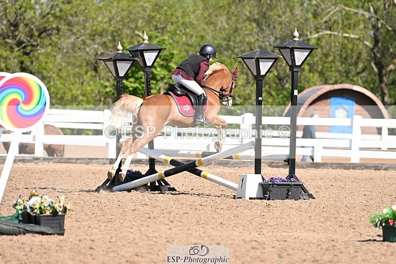 250504-102119-02059 - Cls 15+16 Club and Schools 70cm