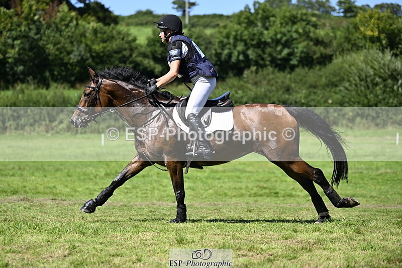 240811A-143736-05083 - 163-