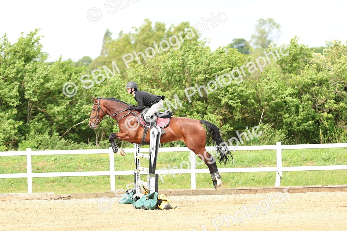 SBM_001338 - Class 5 - Senior Foxhunter - 1.20m