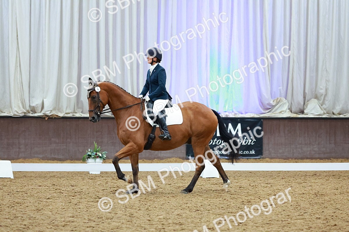 SBM_004209 - Class 12 - E2 Championship - 14.50-15.53