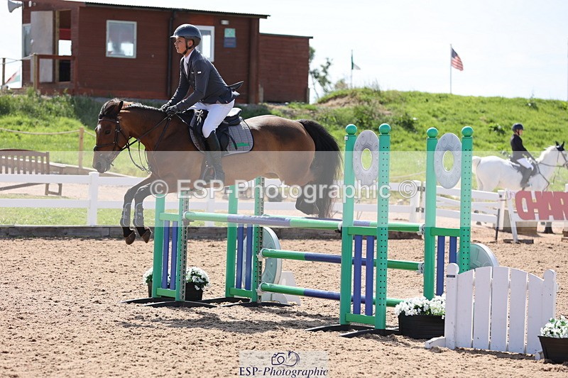 240629A-103844-04204 - Cls 17 Discovery and 90cm Open