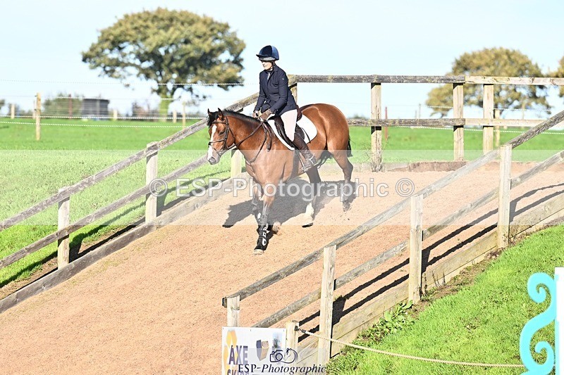 250920-164336-01928 - Cls 23 UnAffiliated 80cm Derby