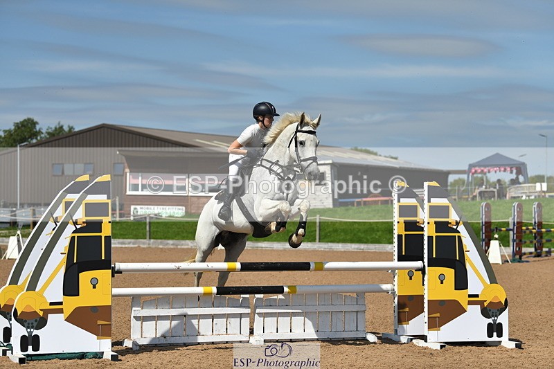 230903A-133220-04813 - Cls 15B U21 Intro 1m