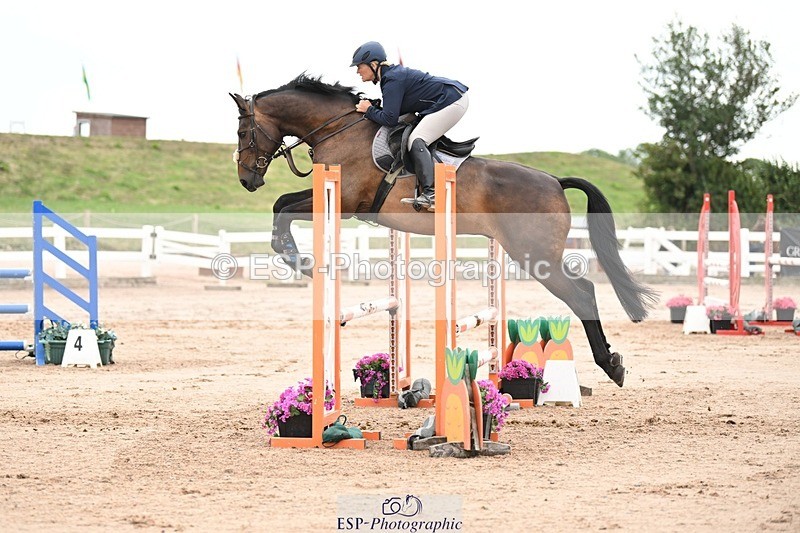 250727-091404-08739 - Cls 31 British Novice and 90cm