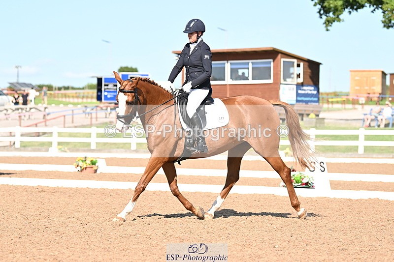 240816A-162258-06160 - 241-Caroline.Toman-D-Pandora.Ramall