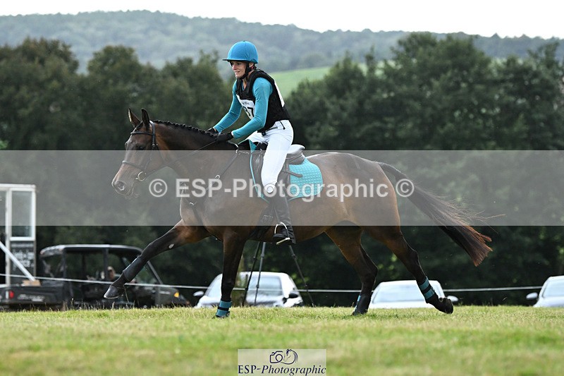 240825X-175803-38084 - 80cm XC 17.30 to End