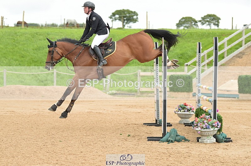 230813A-124948-13109 - Cls 49 Chard Eq 5yr Old Championship