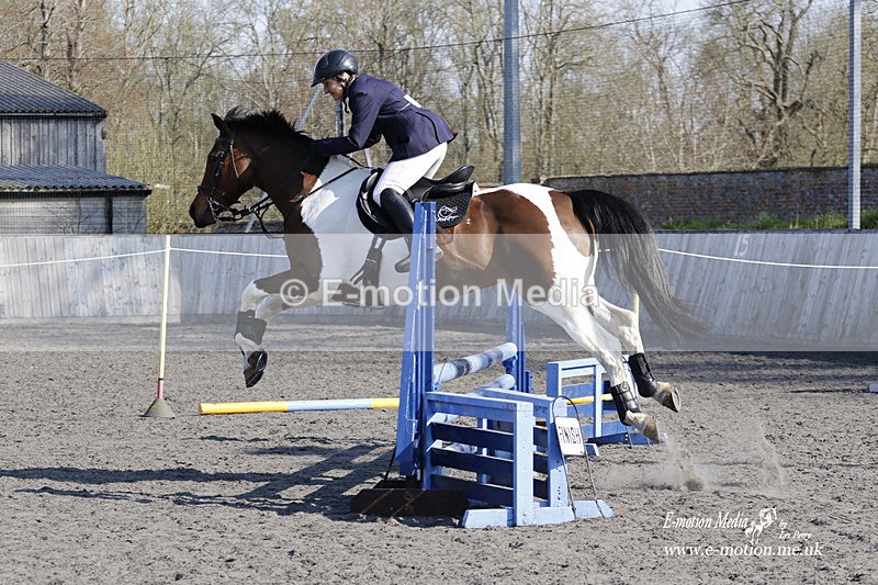 _EST0371 - Bourne Valley Riding Club Winter Showjumping 27/03/22