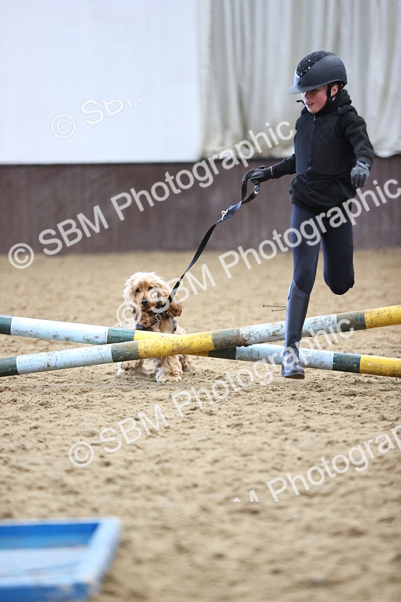 SBM_001410 - Class 3 - Horse & Hound 60cm