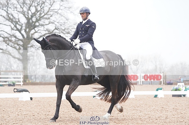 250404-092414-04018 - 022-Jezz.Palmer-Romanno.Weltino
