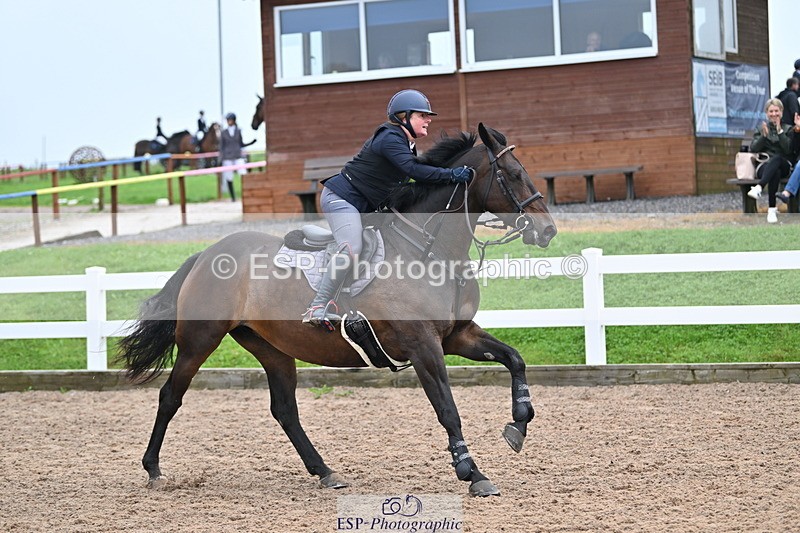 240907A-115139-01263 - Cls 8 1.05m Amateur Qualifier