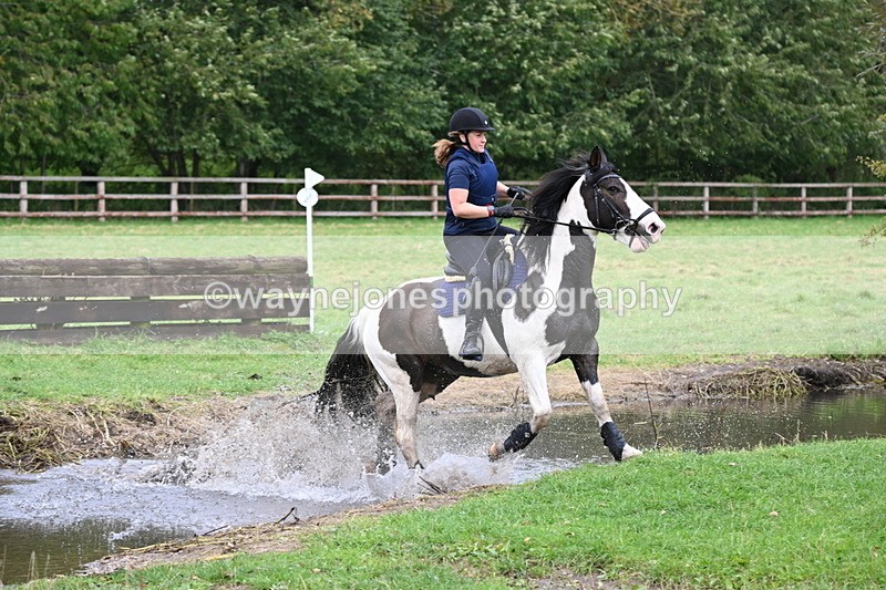 WJ6_2910 - Time at Photographer 11:01 to 11:20