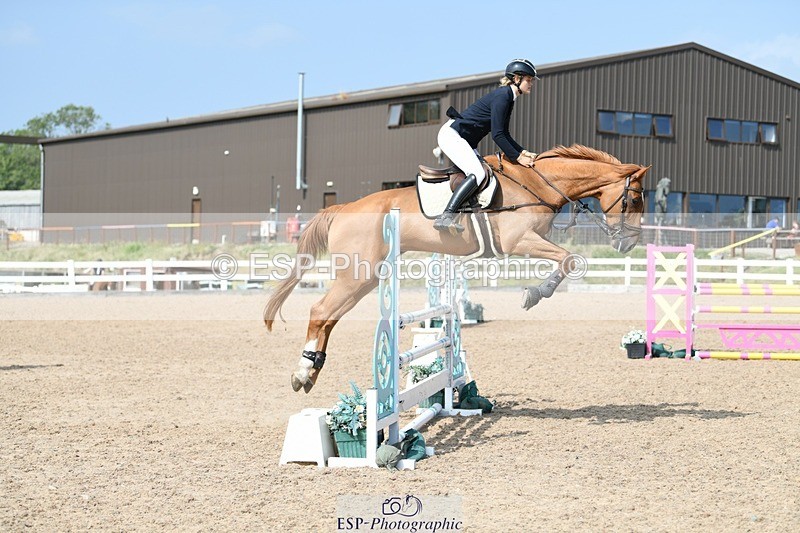 250725-162708-03918 - Cls 10 1.05m Amateur Quali