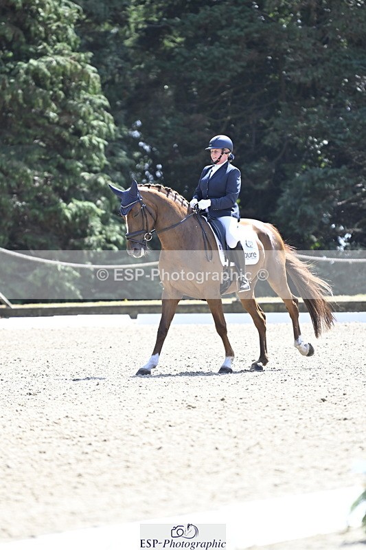 250810A-133638-06710 - 021-Caroline.HuntFancy.That.II