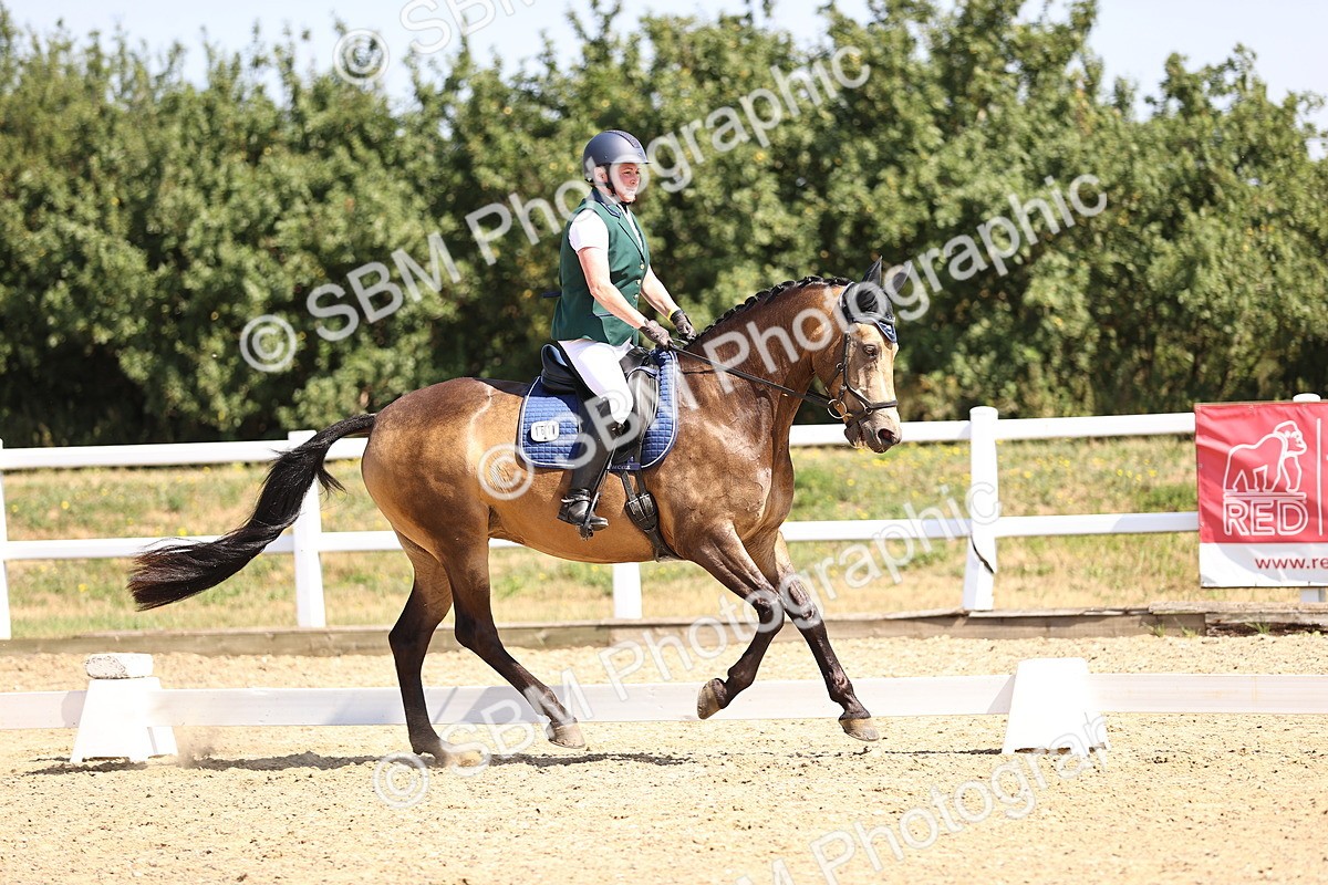 SBM_009484 - Novice 5 - 9.50-10.53