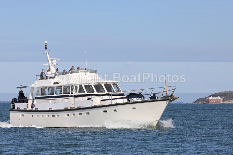 170923 RUM JUNGLE 1Y3A2405 - Flybridge Cruisers