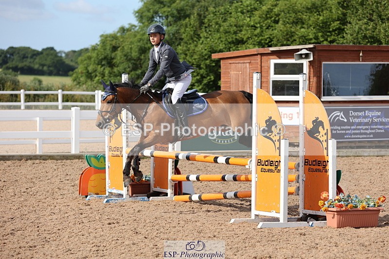 240629A-090311-02834 - Cls 16 British Novice and 80cm Open