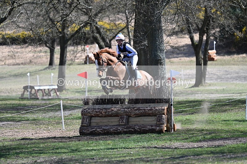 WJ7_1351 - XC Time 13:35 to 13:40