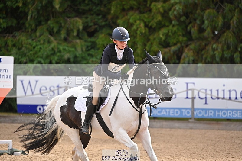 250802A-100531-00390 - B-060-Lola.Straffen-ROSLAY.BABY.BELLE